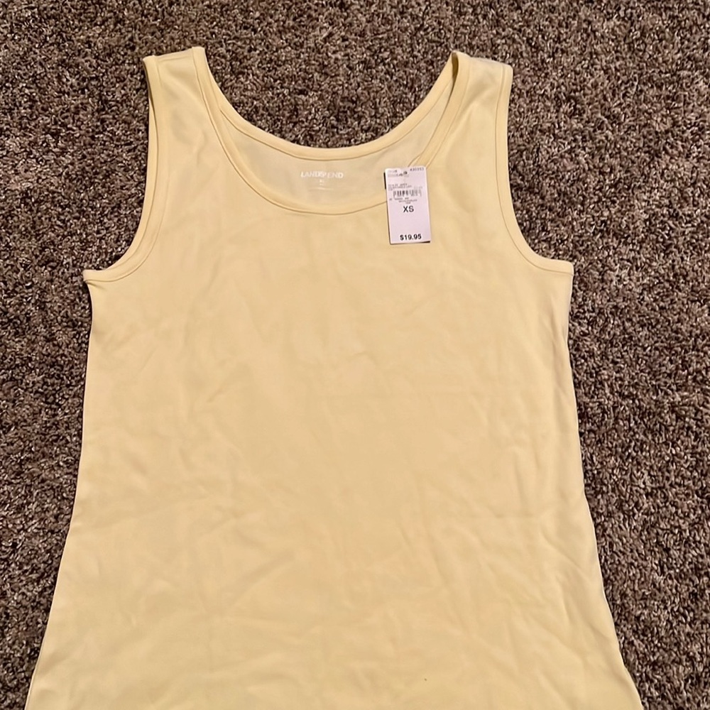 Pale yellow tank